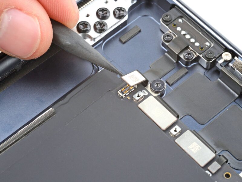 MagSafe 3 Board 04220-02 - Image 4